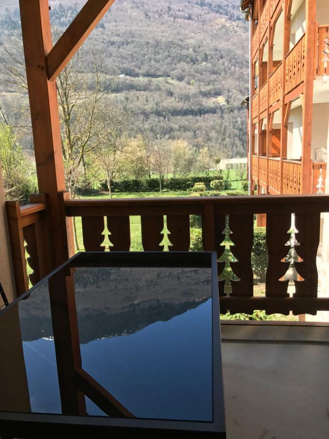 Appartement Tt Confort Au Coeur Des Montagnes Avec Vue Sur Les Montagnes Wifi Luz-Saint-Sauveur Exterior foto
